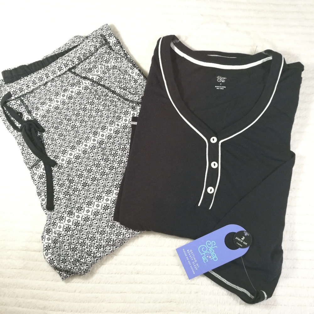 Sleep Chic pajama set